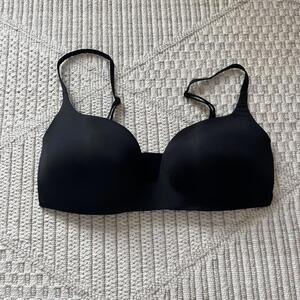 Skims Wireless Form T-shirt Demi Bra
